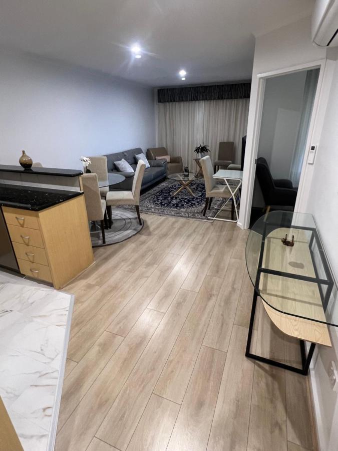 Adelaide Cbd Apartment - 3Br, 2Bath & Carpark エクステリア 写真