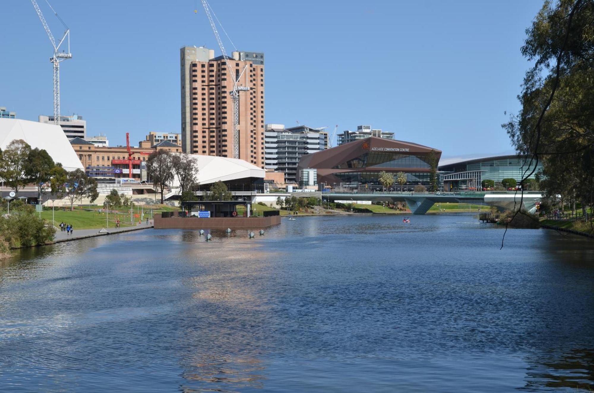 Adelaide Cbd Apartment - 3Br, 2Bath & Carpark エクステリア 写真