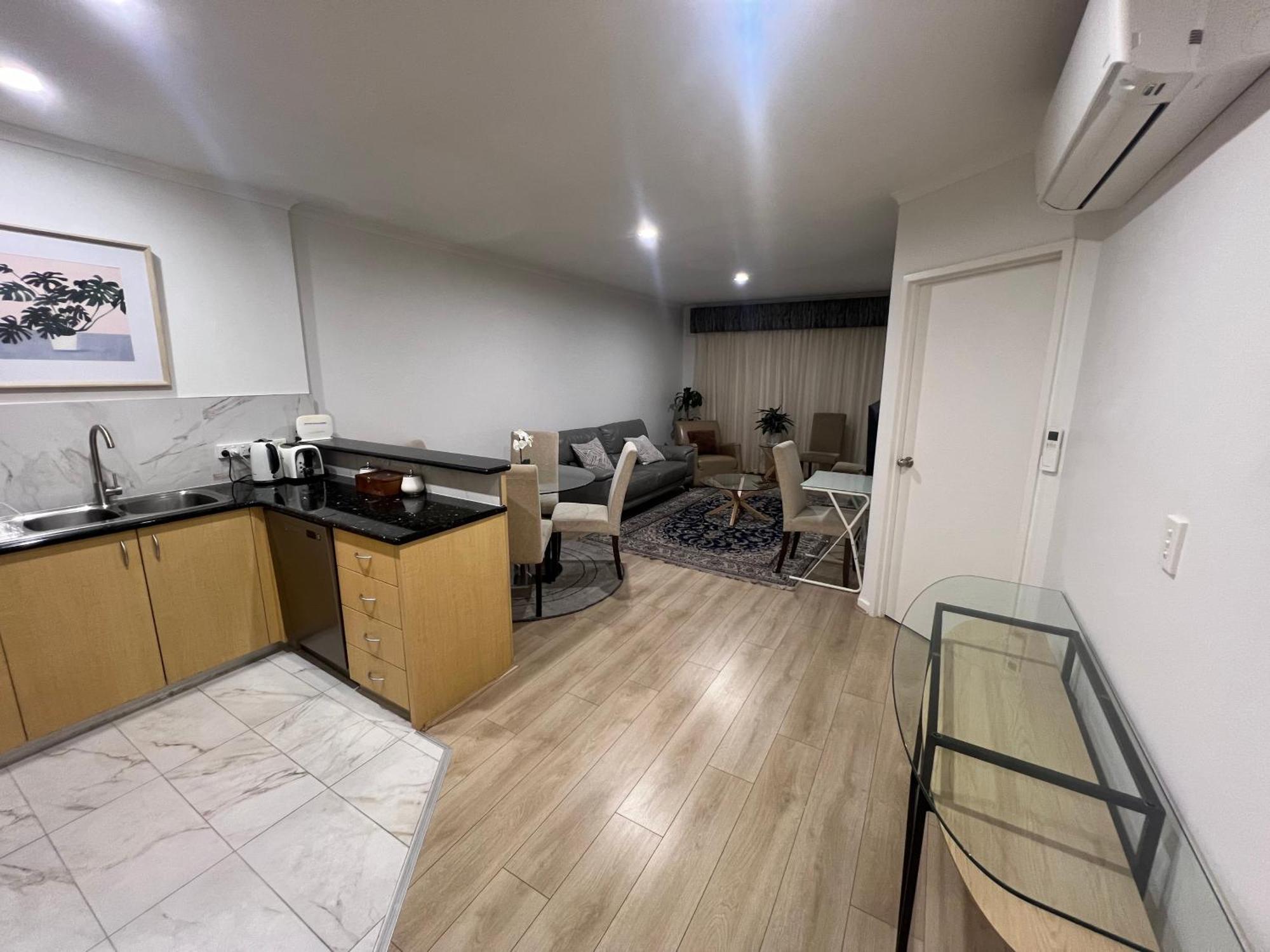 Adelaide Cbd Apartment - 3Br, 2Bath & Carpark エクステリア 写真